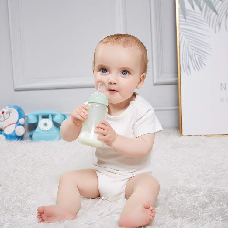 Apple Bear (120ml) Baby Feeding bottle, Baby Feeder, Baby Mumpot 2
